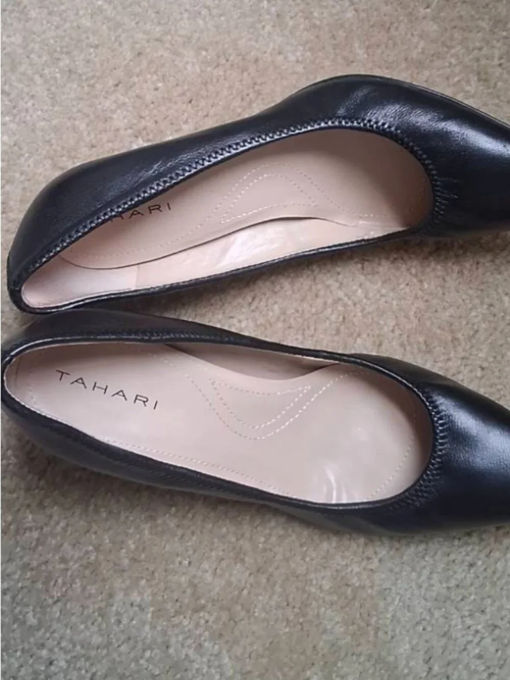 Tahari Brett Black Leather Pointed Toe Pumps Dress Heels 6.5M